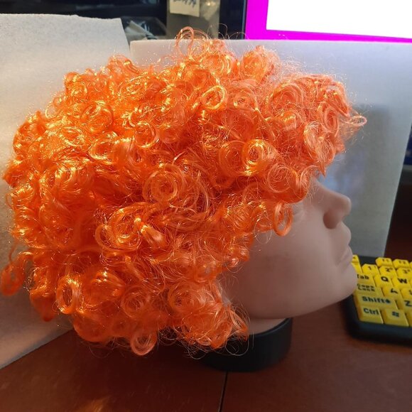 NEW IN BAG ! Free Beauty Fluffy Synthetic Clown Wig Orange - Picture 2 of 6